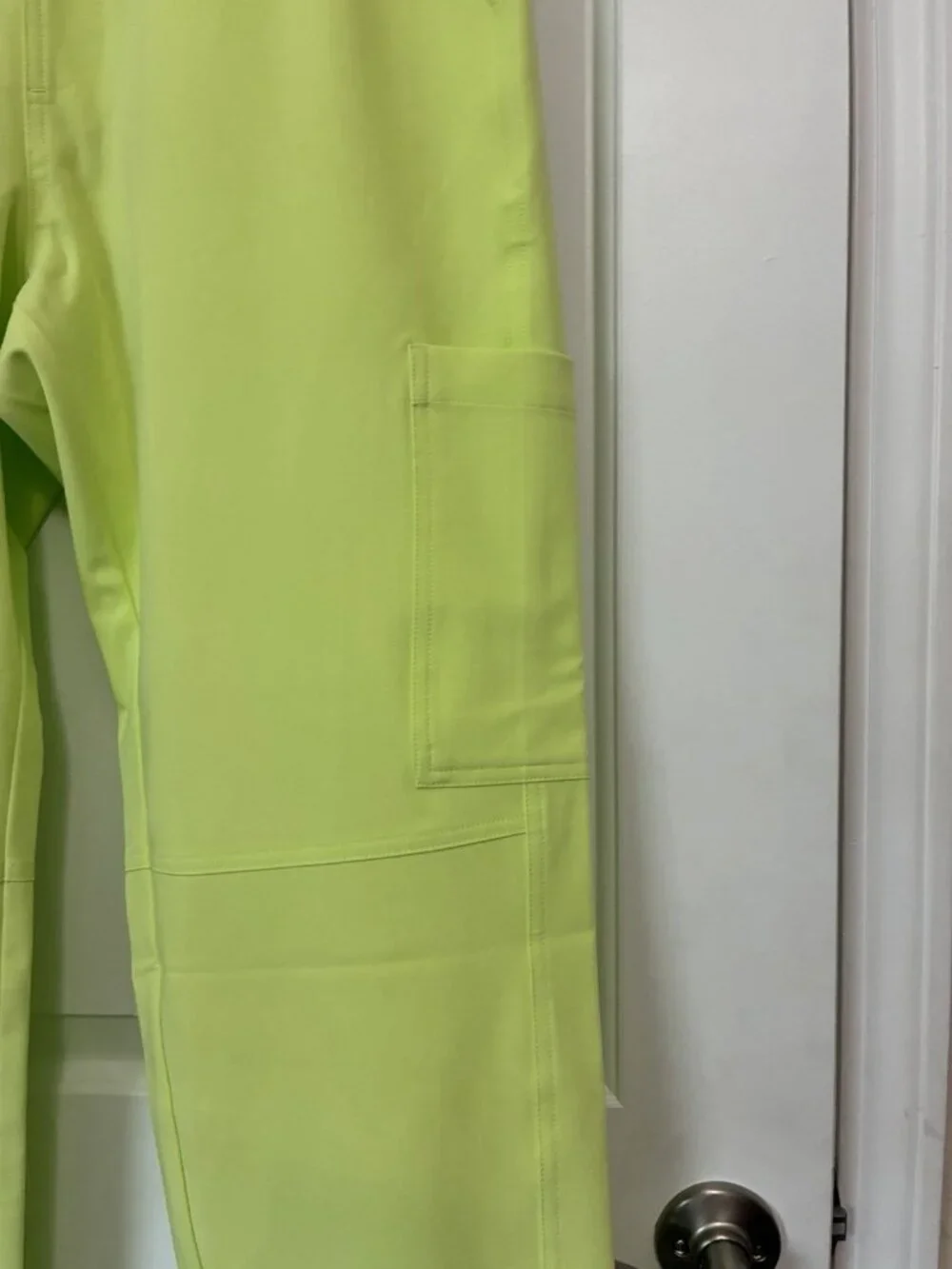 Figs Axim Cargo Scrub Pants In Celery Green Size LS 34” x 28”